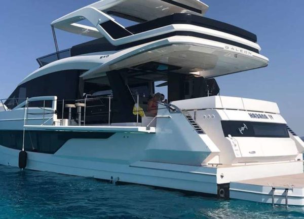 outside motor yacht charter galeon 640 fly mallorca