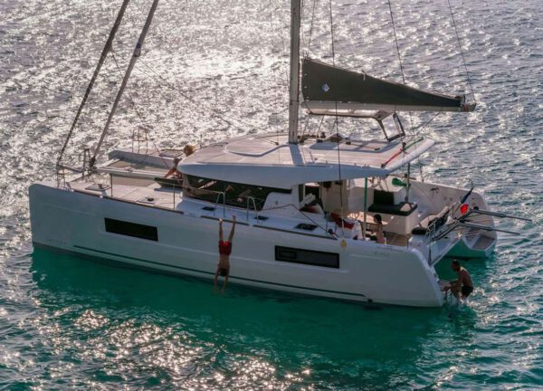 catamaran charter lagoon 40 mallorca