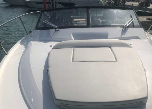 sunbed motor yacht bavaria s36 open mallorca