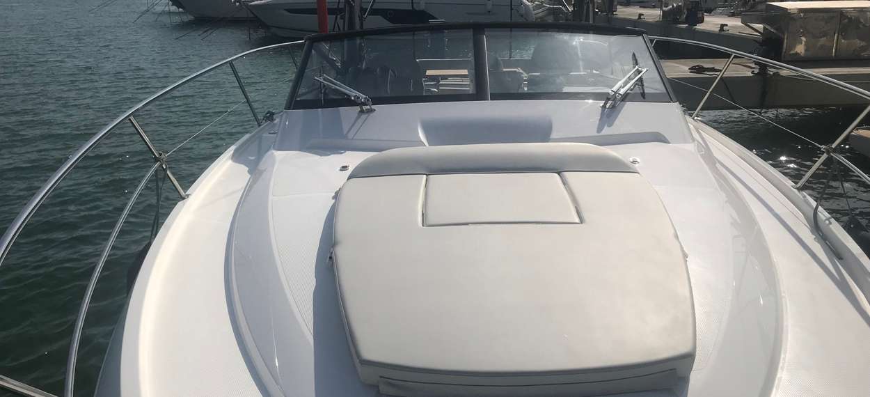 sunbed motor yacht bavaria s36 open mallorca