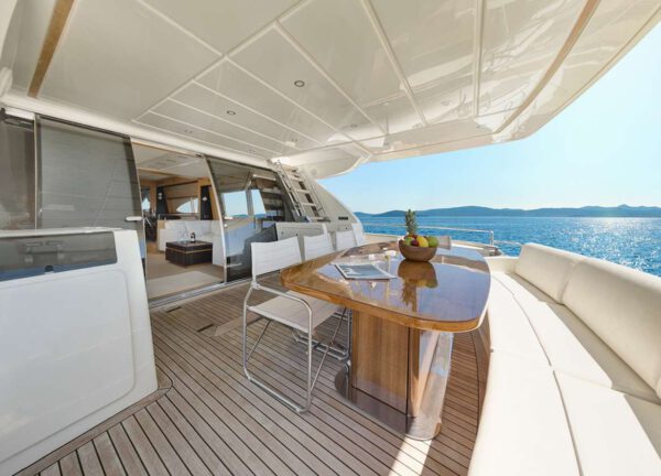 upperdeck motor yacht riva venere 75 ibiza