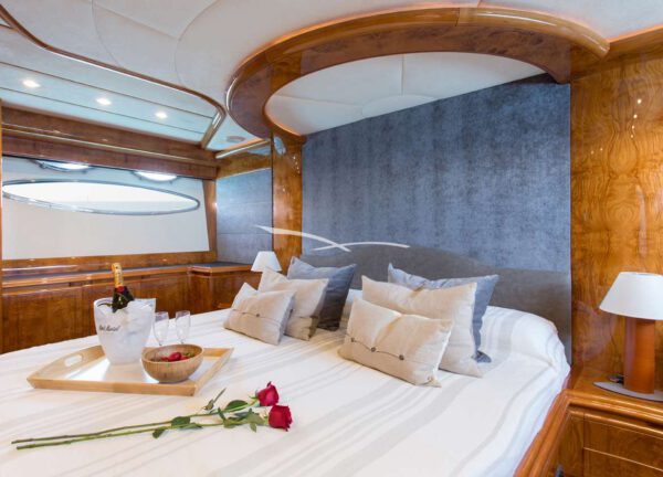 vip cabin motor yacht charter astondoa 72 ibiza