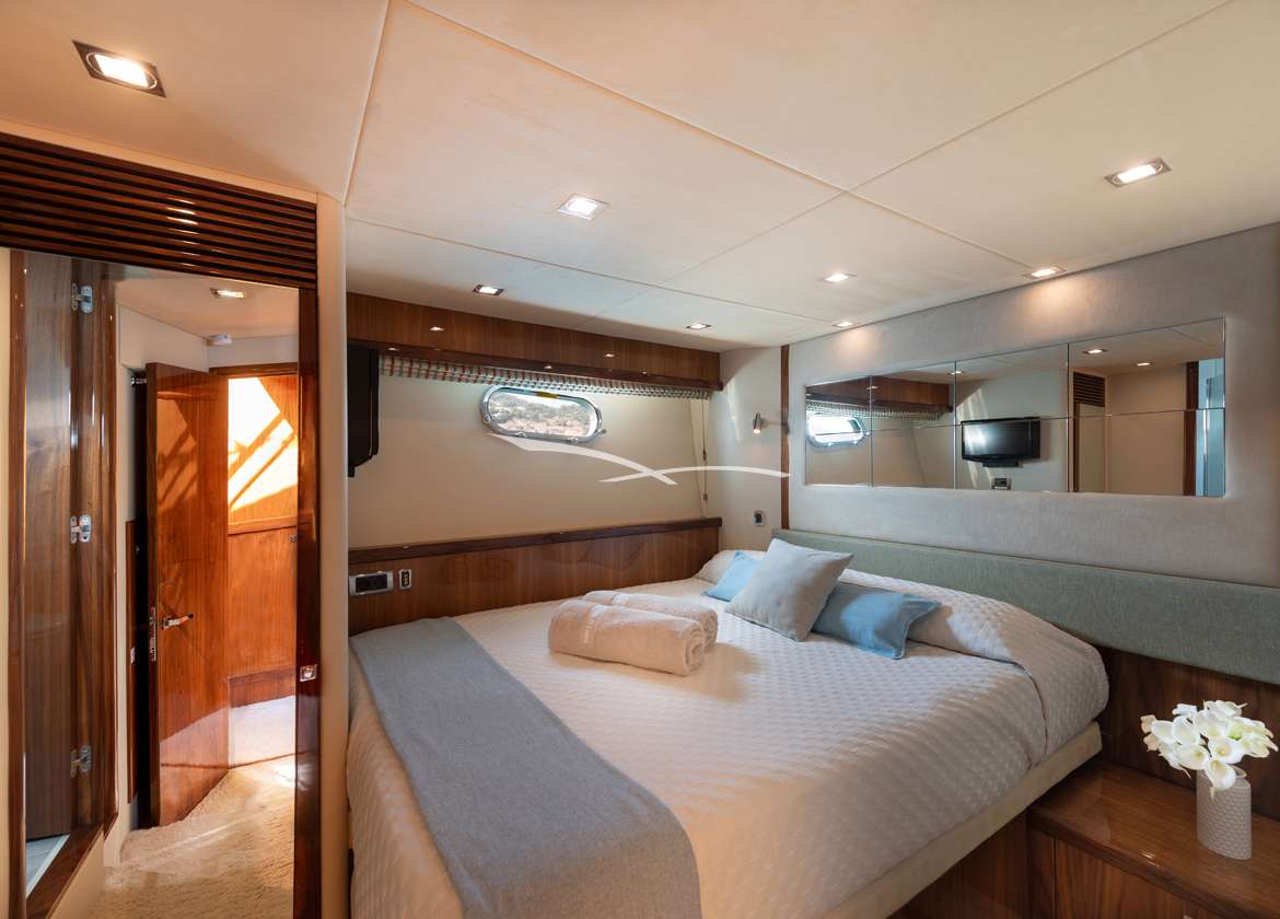 VIP Kabine Motoryacht sunseeker manhattan 70