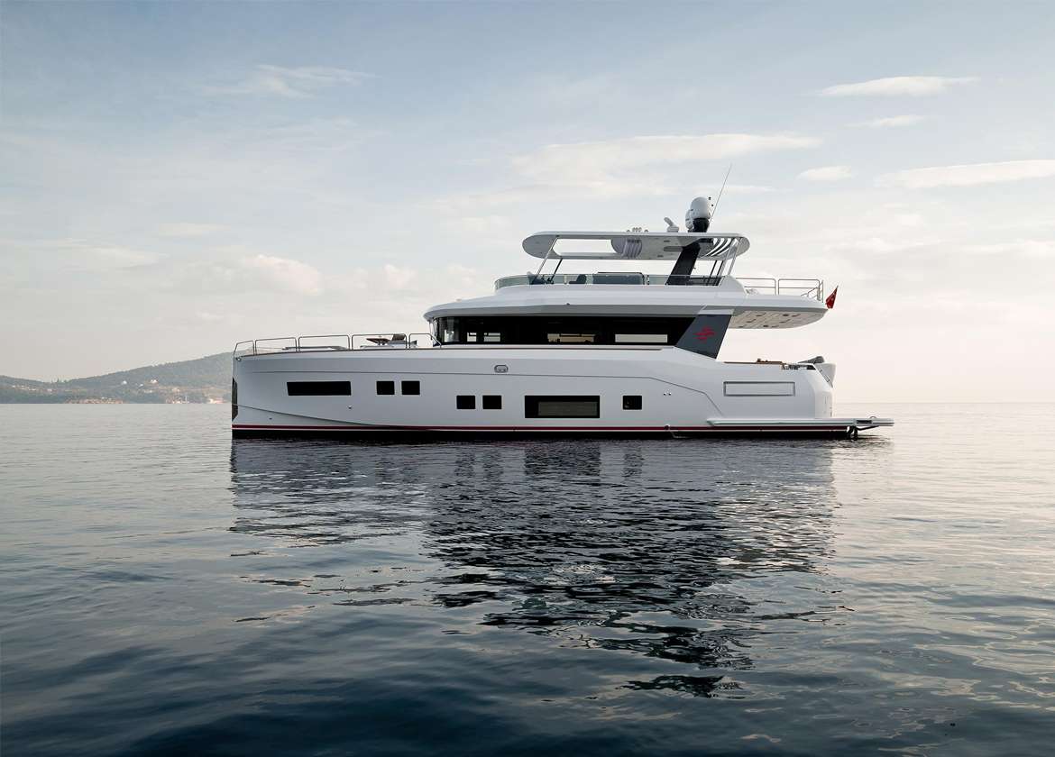 Motoryacht charter sirena 64 salacia Balearen charter