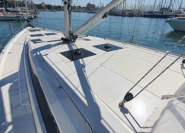 upperdeck sailing yacht bavaria c45 style