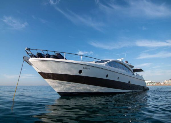 aicon 72 sl manzanos ii charter motor yacht