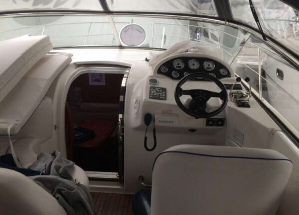 bridge motor yacht charter bavaria 33 sport palma de mallorca