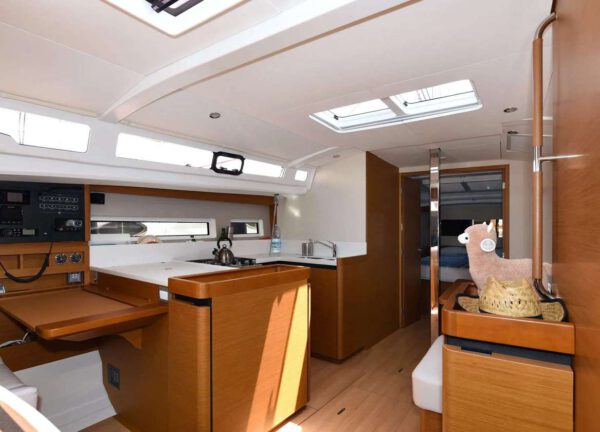 kitchen sailing yacht sun odyssey 440 rebelezza mallorca