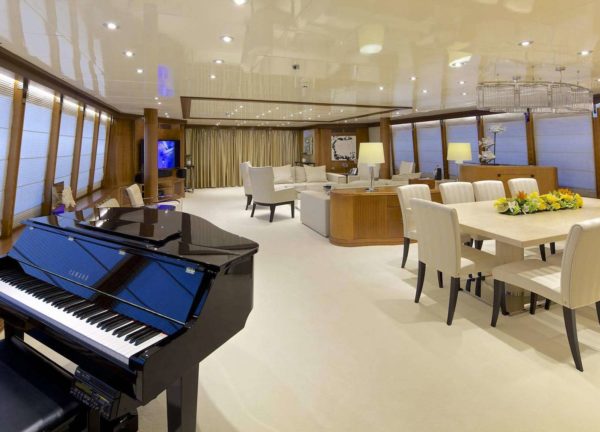 lounge luxury yacht oleanna 145ft mediterranean sea