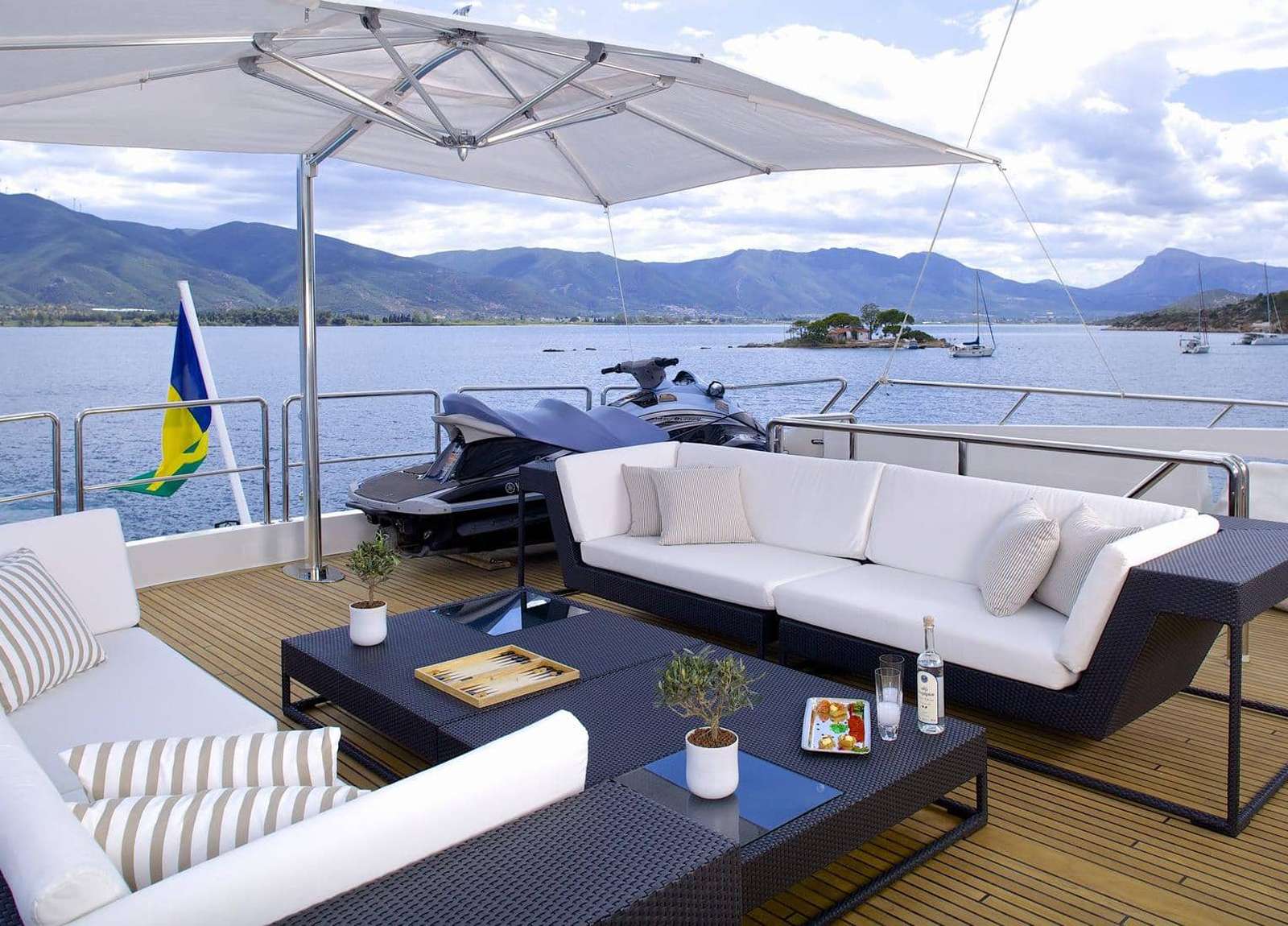 upperdeck luxury yacht oleanna 145ft mediterranean sea