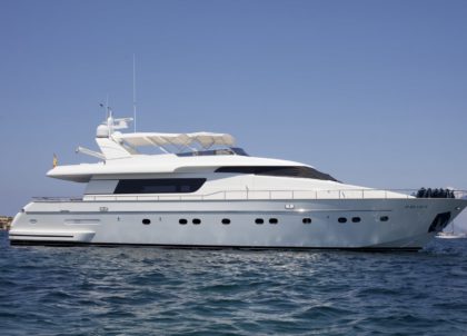 luxury yacht sanlorenzo 82 balearic islands