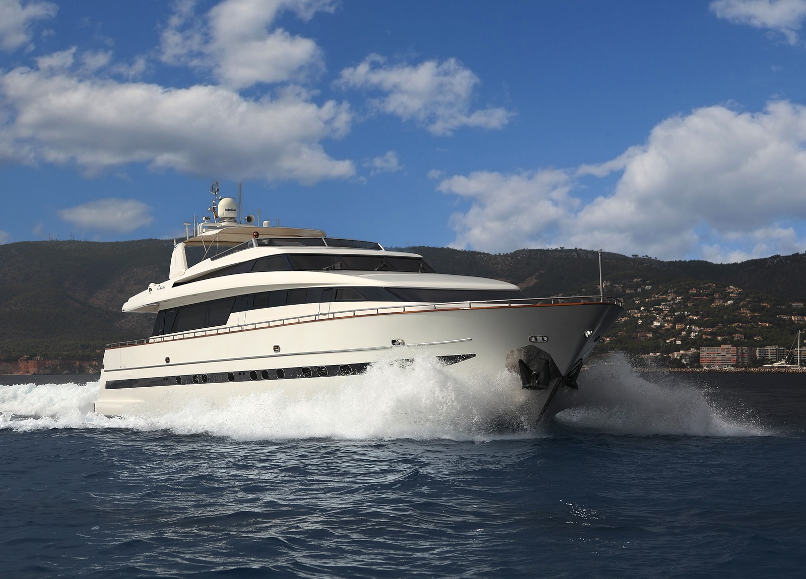 luxury yacht sanlorenzo 100 charter balearic islands