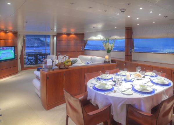 salon luxury yacht sanlorenzo 100