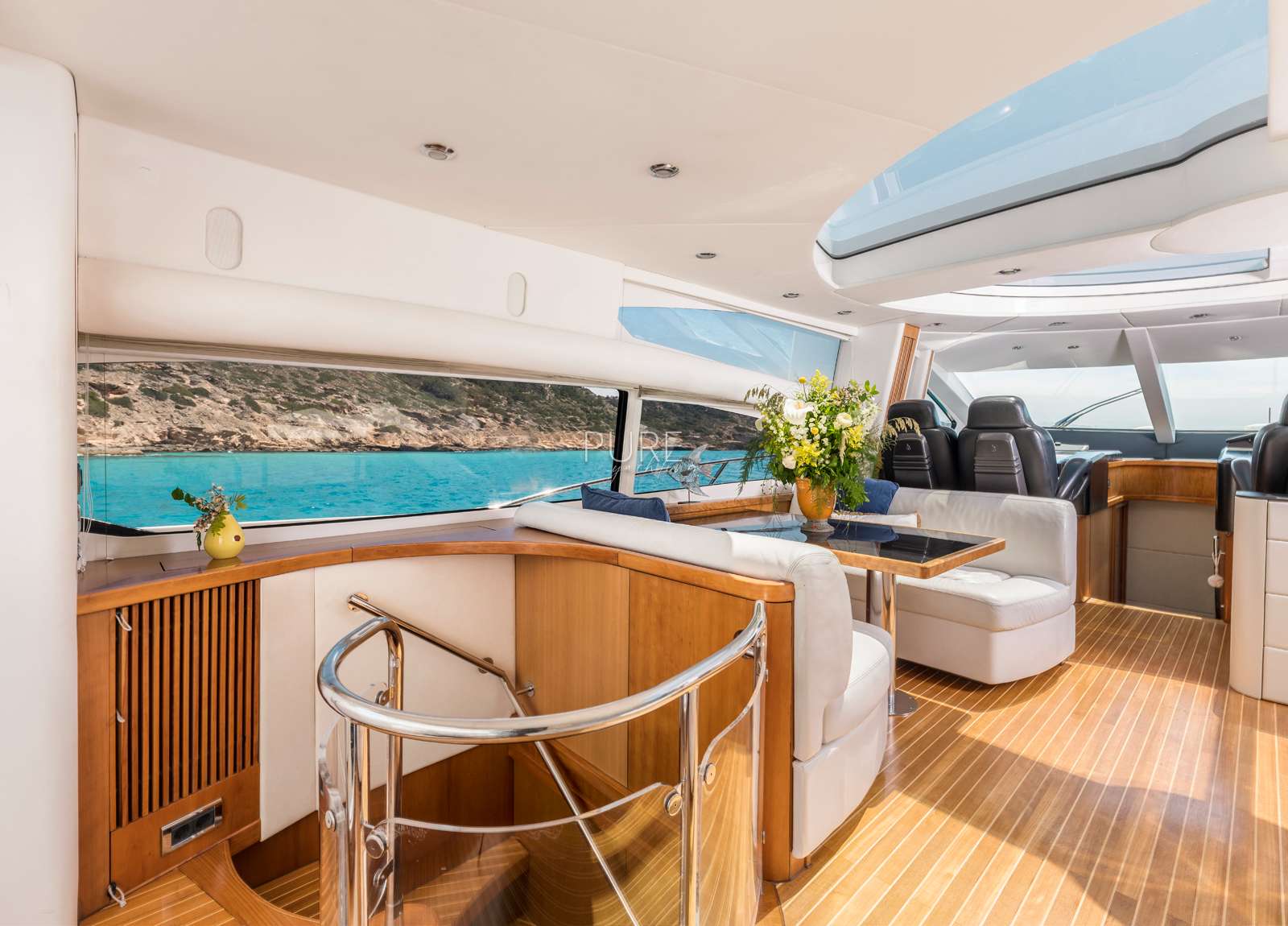 lounge sunseeker predator 82 froggy charter