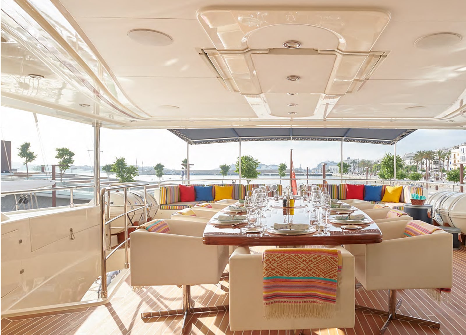 upperdeck seating luxury yacht crm 130 bunker