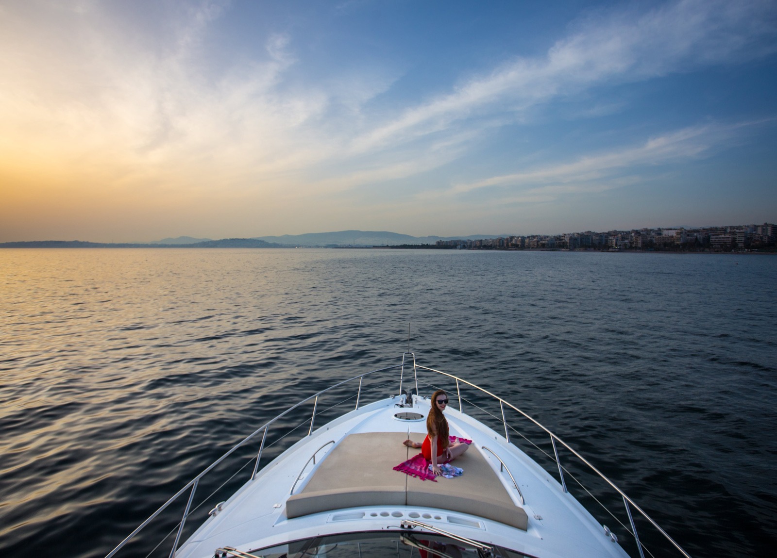 sundeck luxury yacht sunseeker 20 alissia charter greece