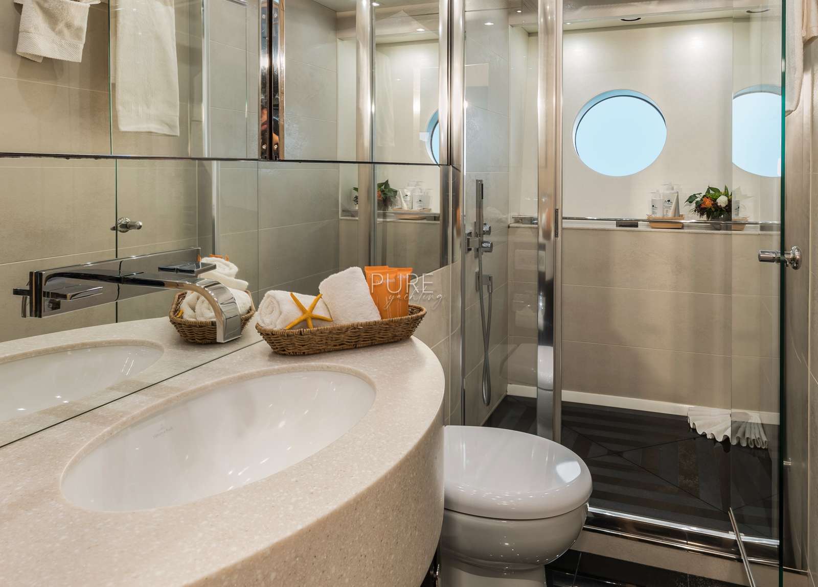 bathroom luxury yacht sunseeker 80 seawater balearic islands