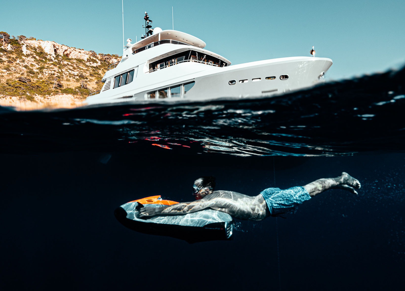 diving luxury yacht bandido 90 seal western mediterranean