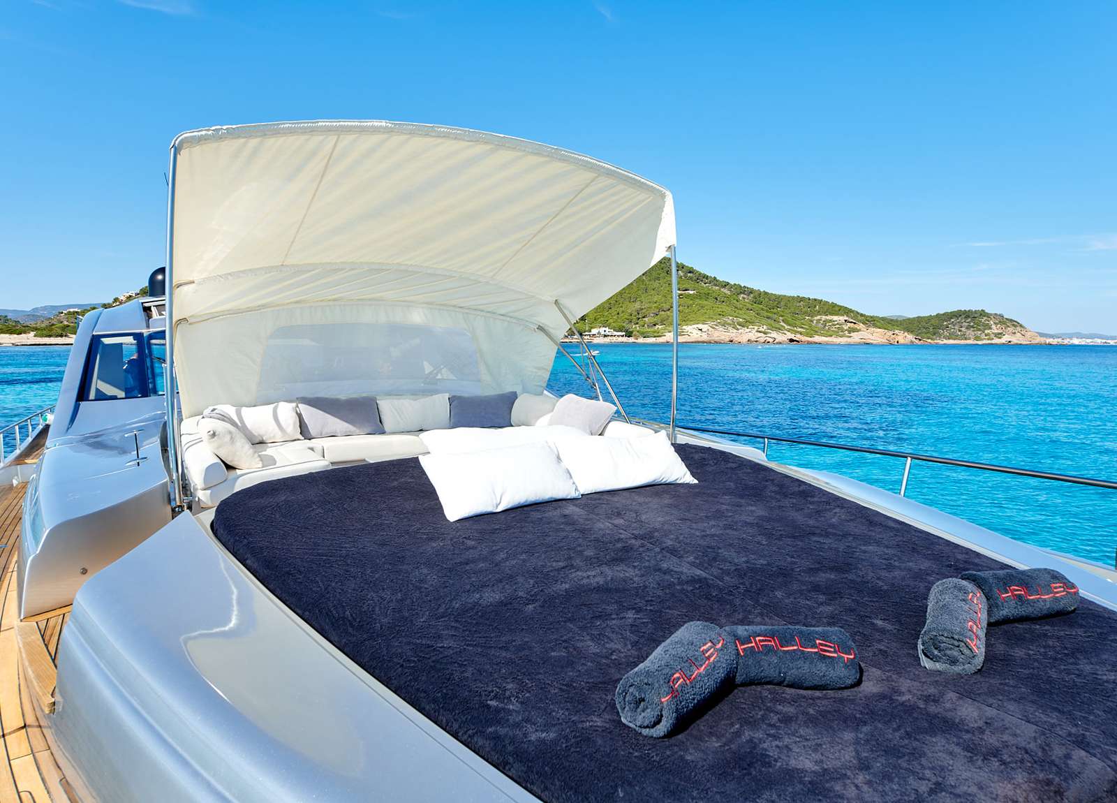 sunbeds Luxury Yacht pershing 80 halley balearic islands