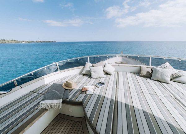 upperdeck luxury yacht charter las ninas