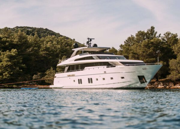 luxury yacht sanlorenzo sl 106 andiamo croatia charter