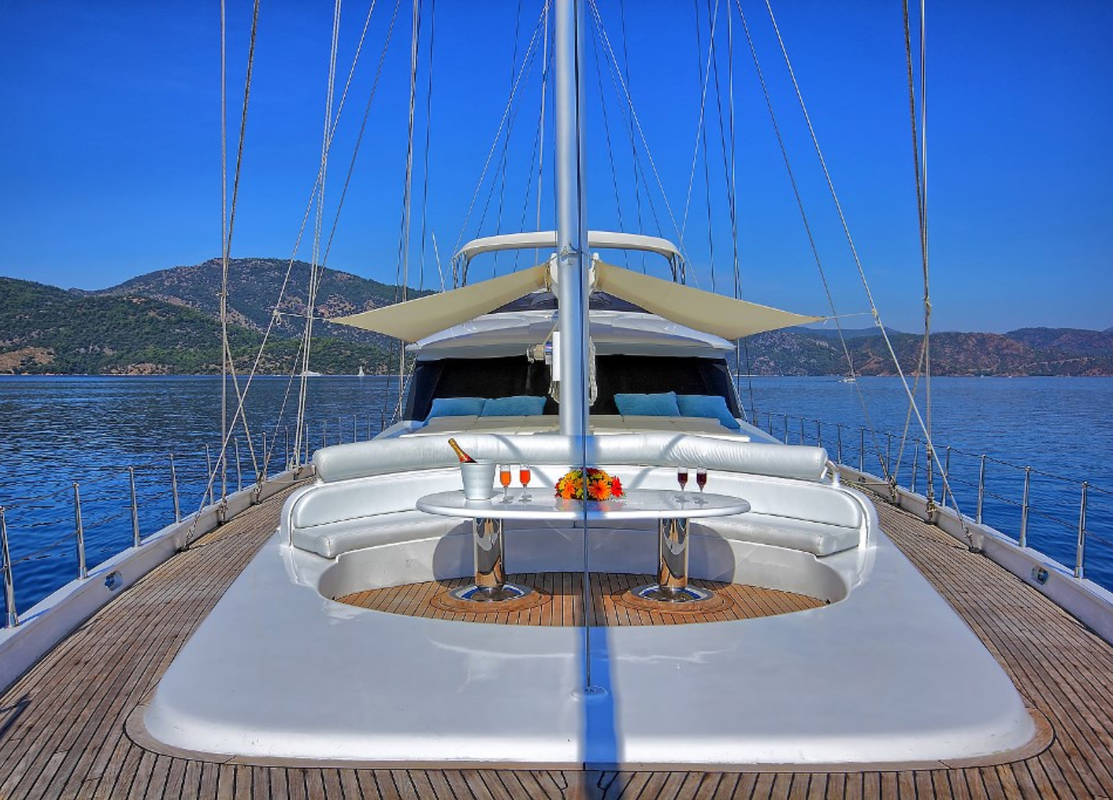 sailing yacht angeloII bug deck view