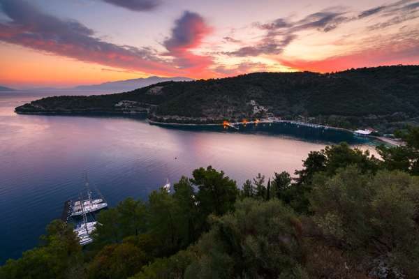 luxury Charter itinerary ionian islands lefkada