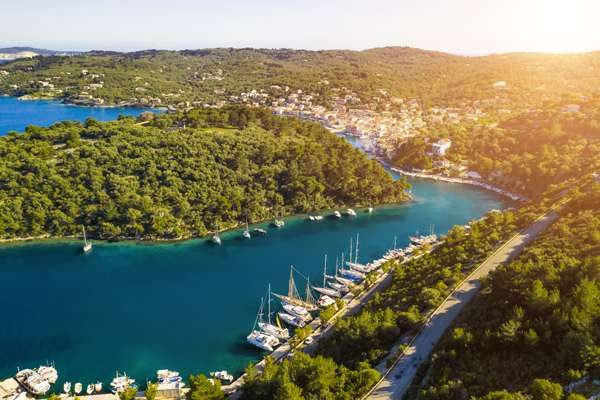 luxury Charter itinerary ionian islands paxos