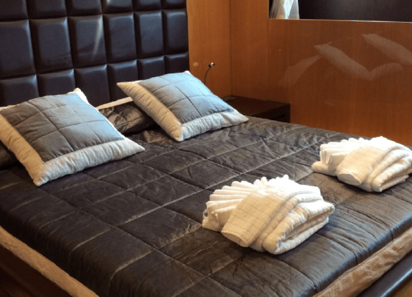 doublebed cabin luxury yacht villa sul mare 44m