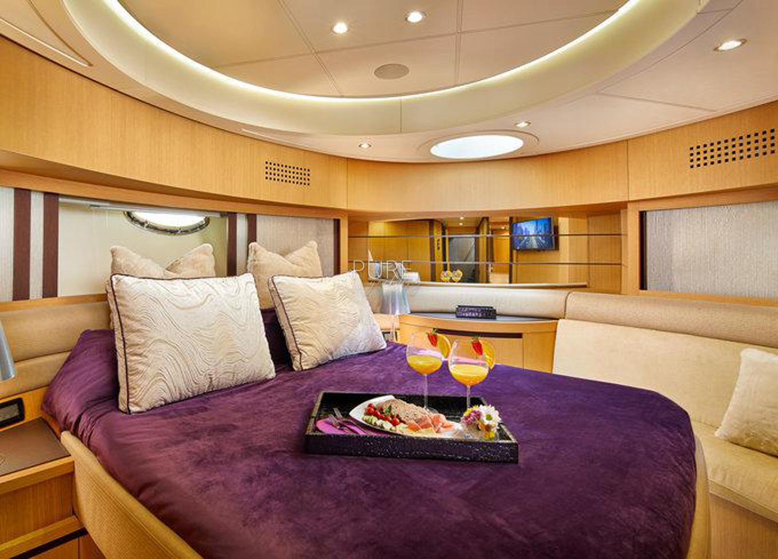 vip cabin luxury yacht pershing 90 shalimar ii balearic islands