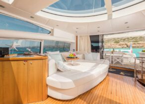 lounge-sunseeker-predator-82-froggy-balearics