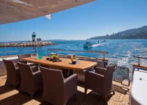 afterdeck-luxury-yacht-maiora-29m-aubrey-italy
