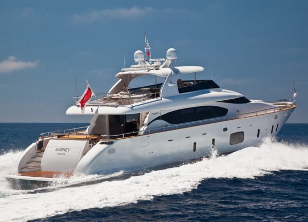 luxury yacht maiora 29m aubrey italy charter