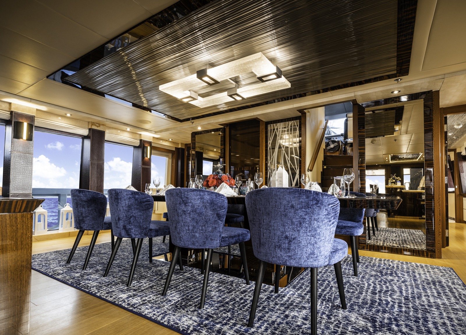 luxury yacht parker johnson 150 andiamo lounge