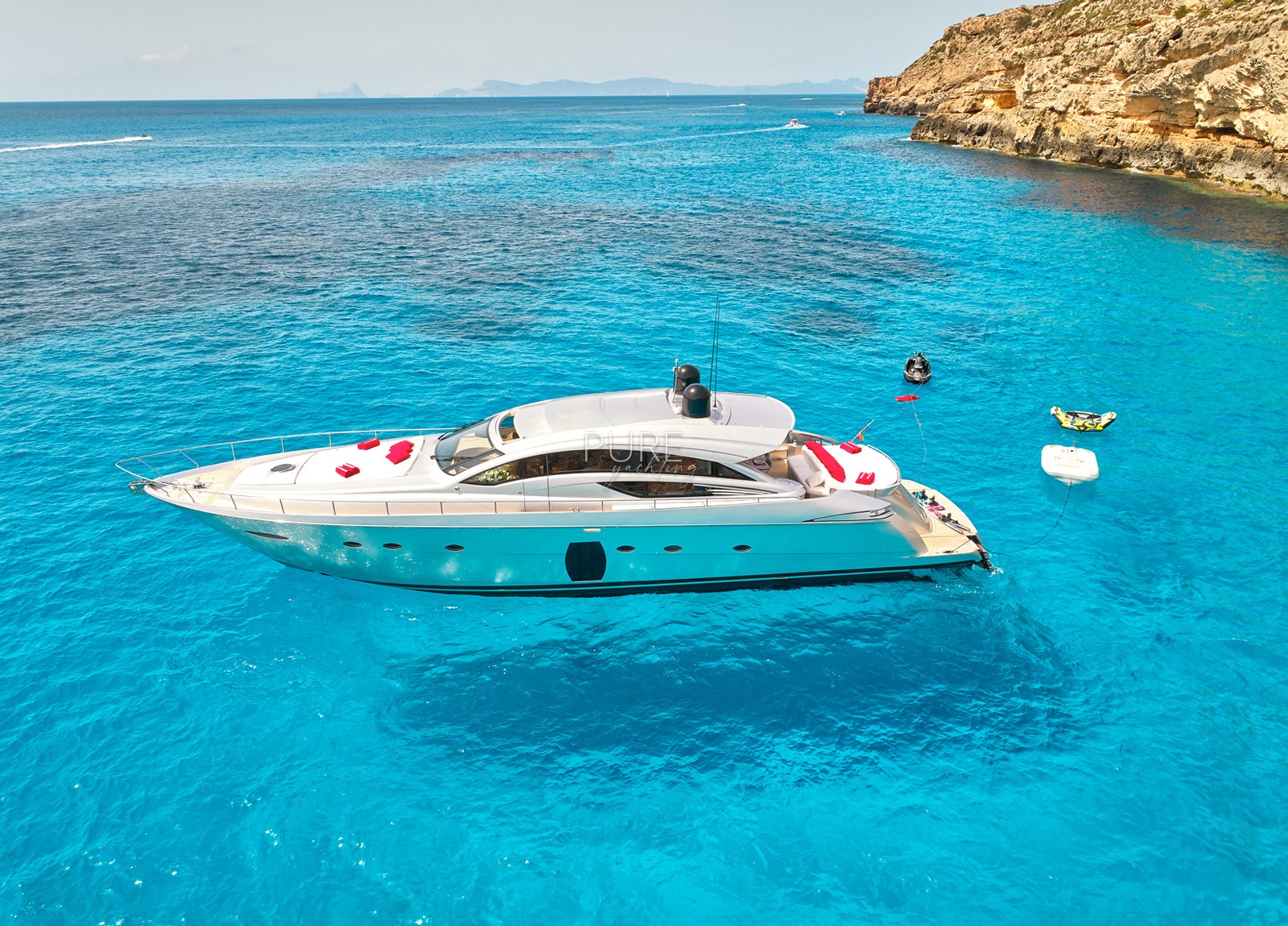 luxury yacht pershing 72 legendary balearics