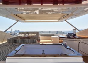 whirlpool-luxury-yacht-aicon yachts-27m
