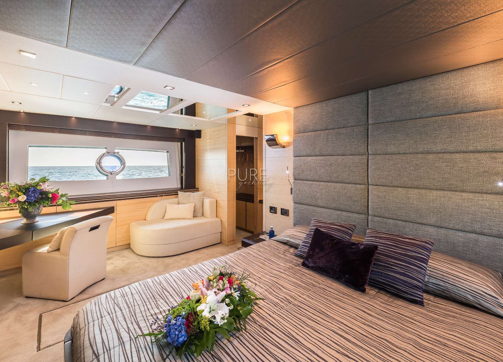 cabin luxury yacht sunseeker 80 seawater balearics