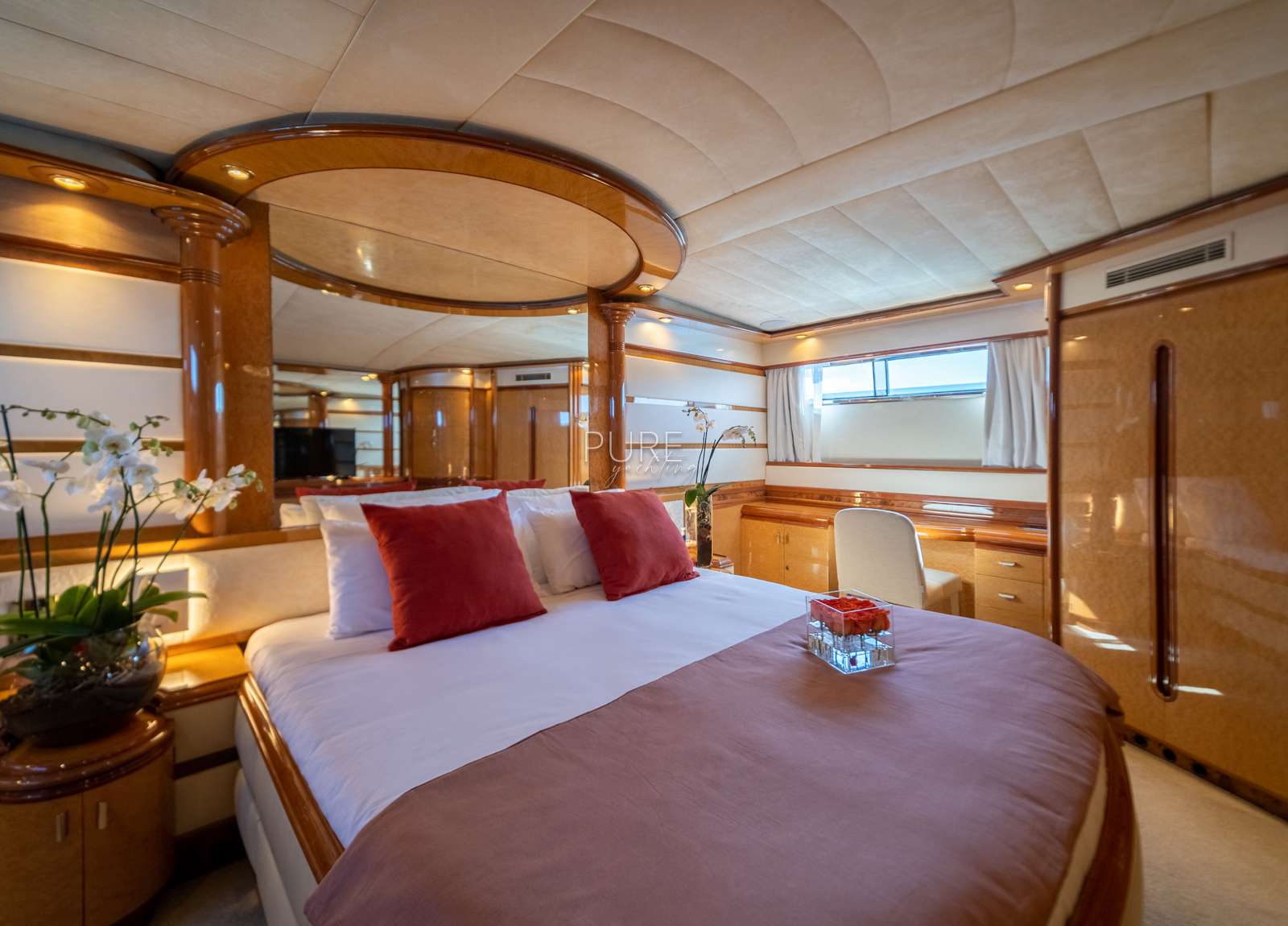 vip cabin luxury yacht astondoa 90 glx b3 balearic islands