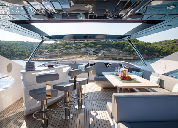 flybridge luxury yacht sunseeker 86 rush x balearic islands mallorca ibiza