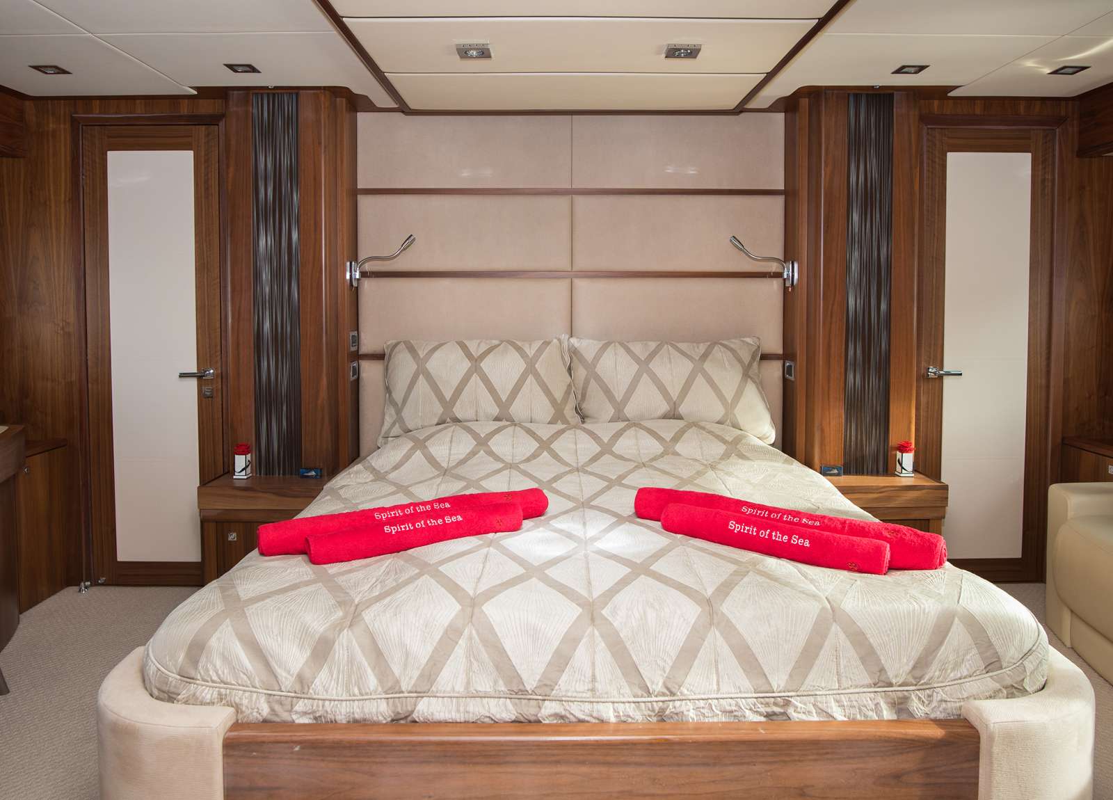 vip cabin sunseeker 80 spirit of the sea