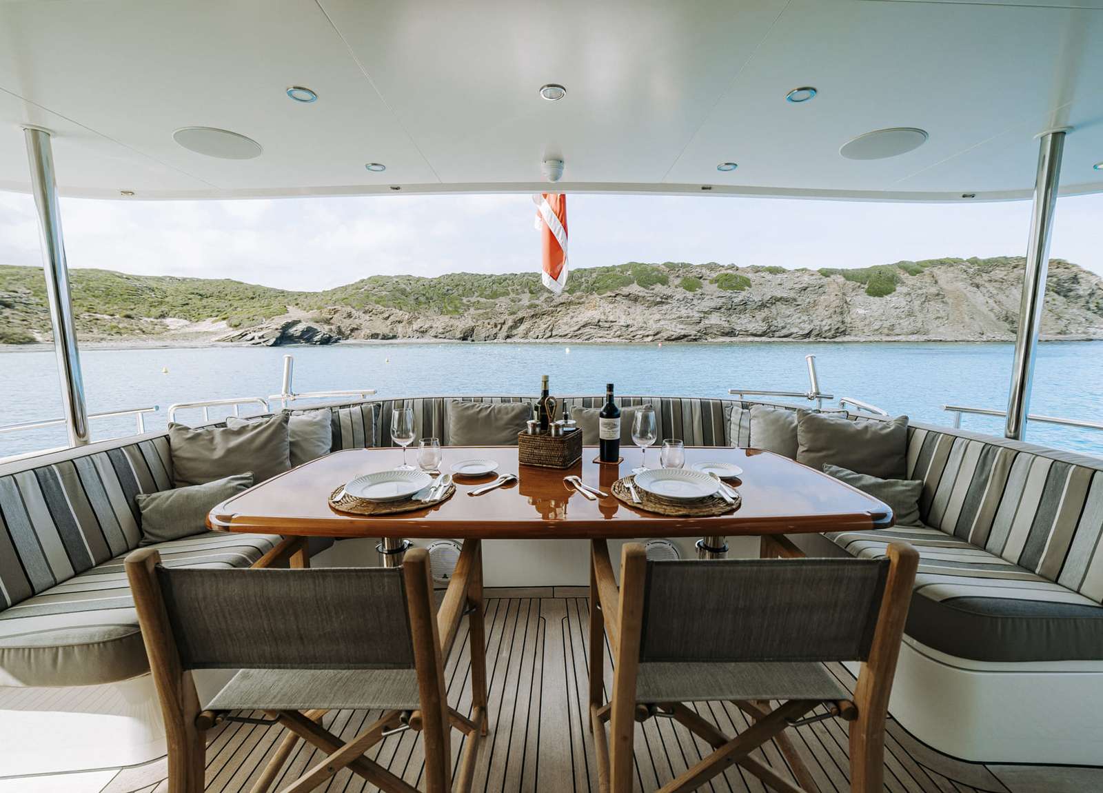 upperdeck seating luxury yacht mallorca las ninas