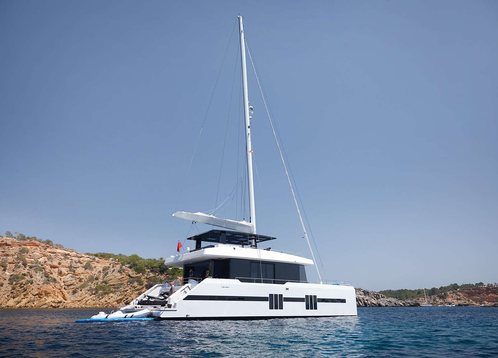 luxury catamaran sunreef supreme 68 midori for charter spain