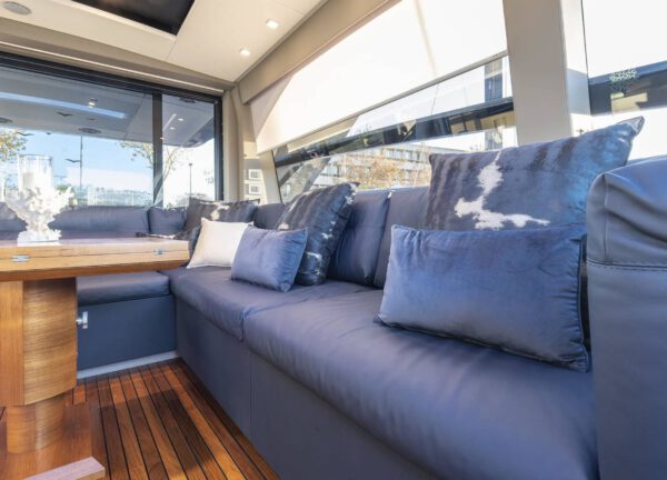 lounge charter luxury yacht pershing 7x marleena viii