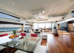 salon-luxury-yacht-sunseeker-predator-84-palumba-balearic-islands