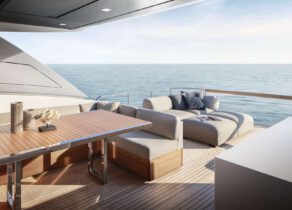 upperdeck-seating-luxury-yacht-sanlorenzo-sl-90-asymmetric-seven-cote-d-azur
