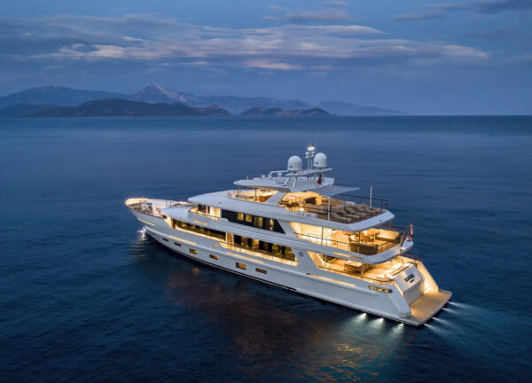 yacht yildiz sunrise exterior