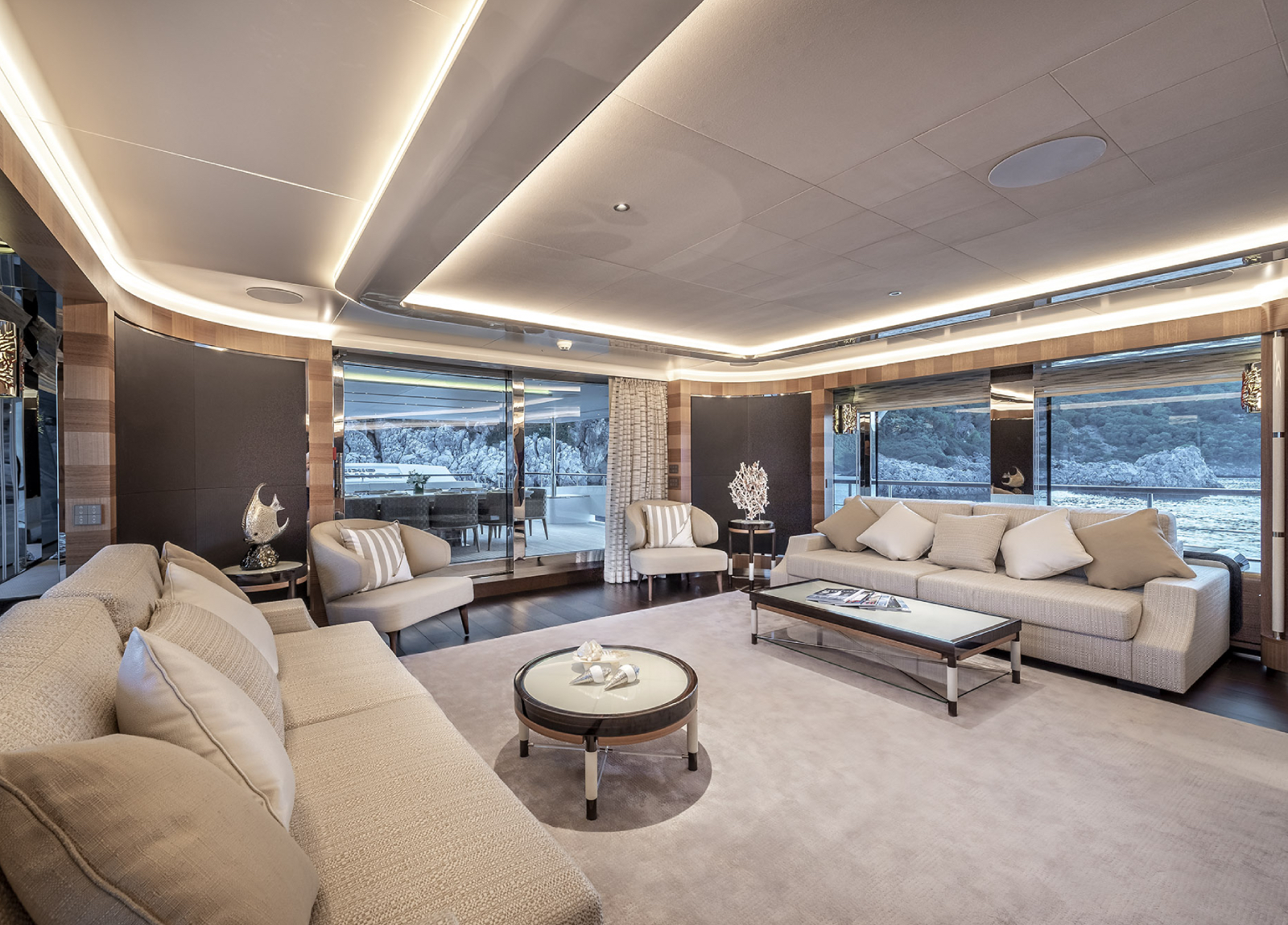 yacht yildiz sunrise salon view