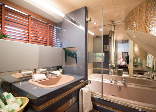 badezimmer luxusyacht heesen 28m heartbeat of life