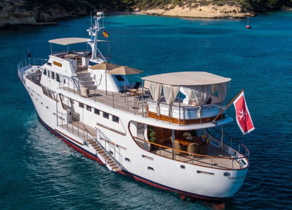 charter luxusyacht benetti odyssey iii balearic islands