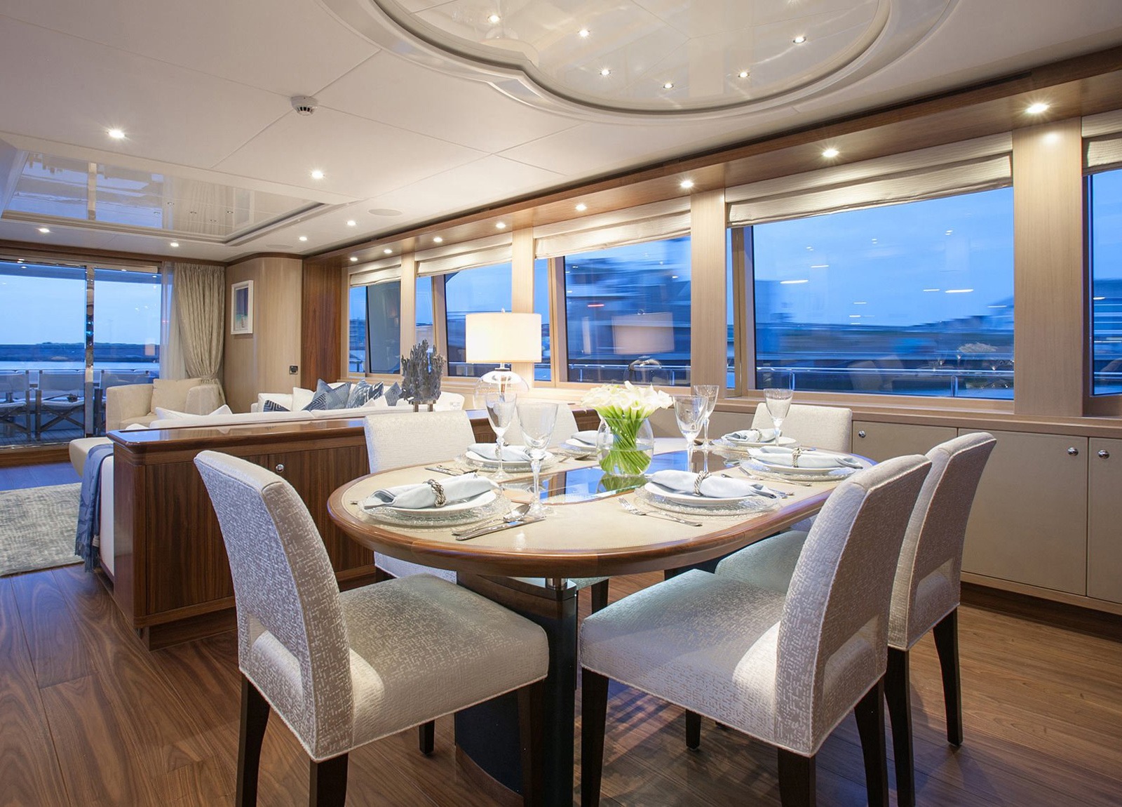 essbereich tisch luxusyacht mulder 286m firefly